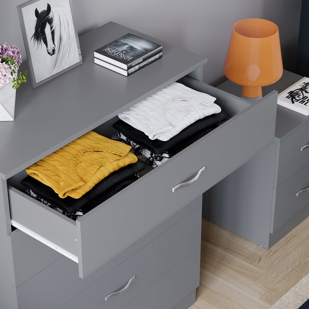 Chester 5-Drawer Chest – Classic Bedroom Storage Unit – Multiple Colours – Pre-Assembled Option Available